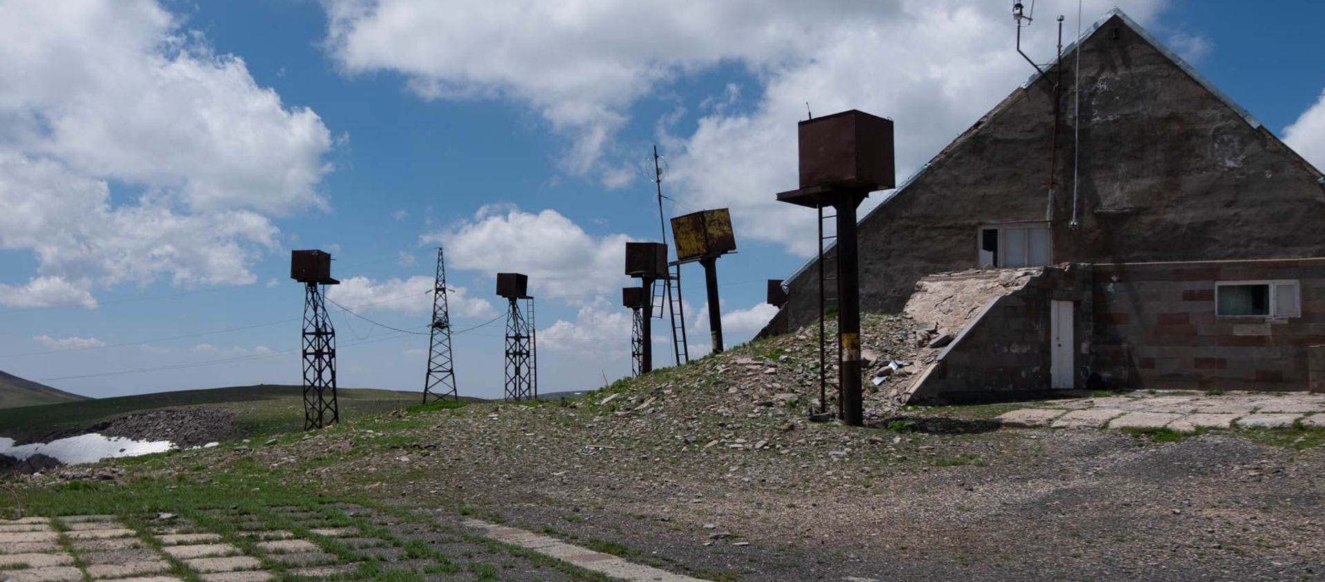 Станция Арагац Ереванского физического института - Sputnik Армения, 1920, 29.07.2019