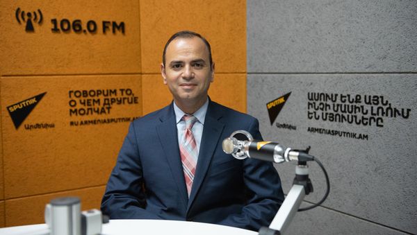 Sputnik զրույց - Զարեհ Սինանյան - Sputnik Արմենիա