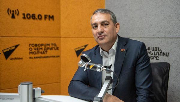 Մութ անկյուն - Արմեն Խաչատրյան - Sputnik Արմենիա