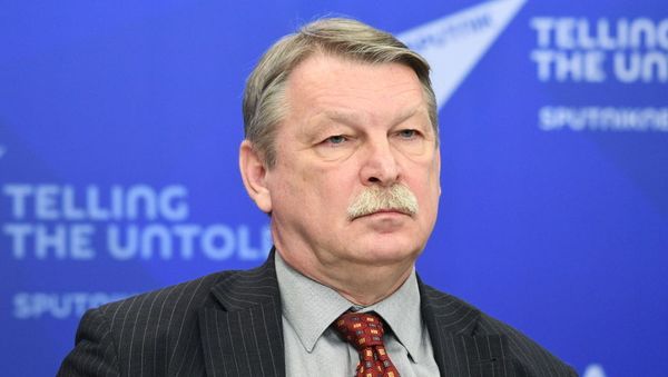 Заведующий отделом европейской безопасности Института Европы РАН, профессор МГИМО МИД РФ Дмитрий Данилов - Sputnik Армения