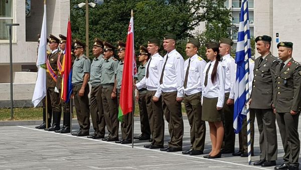 Военнослужащие стран - участниц Армейских игр 2019 на открытии соревнований Воин мира (3 августа 2019). Армения Военнослужащие стран - участниц Армейских игр 2019 на открытии соревнований Воин мира (3 августа 2019). Армения - Sputnik Армения