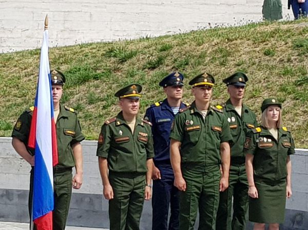 Праздник доблести: в Армении стартовал международный конкурс Воин мира АрМИ-2019 Праздник доблести: в Армении стартовал международный конкурс Воин мира АрМИ-2019 - Sputnik Армения