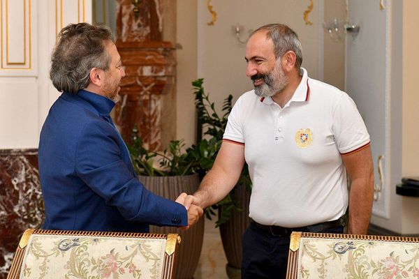 Վարչապետն ու իր տիկինը կօգնեն, որ ‹‹Տիգրան Մեծը›› կյանքի կոչվի Վարչապետն ու իր տիկինը կօգնեն, որ ‹‹Տիգրան Մեծը›› կյանքի կոչվի - Sputnik Արմենիա