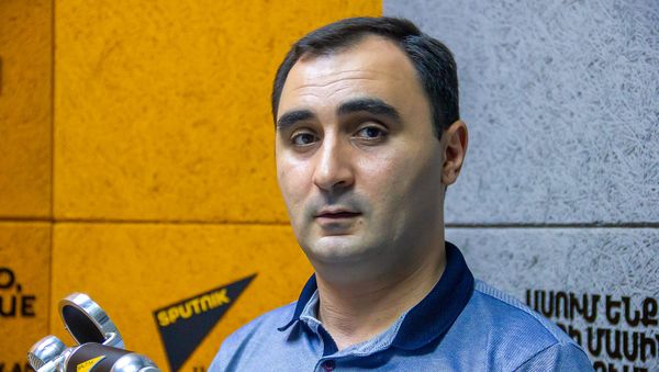 Տետ-ա-տետ - Բաբկեն Պիպոյան - Sputnik Արմենիա