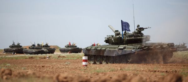 Танки, военные учения - Sputnik Армения