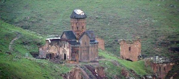 Церковь в Ани Церковь в Ани - Sputnik Армения