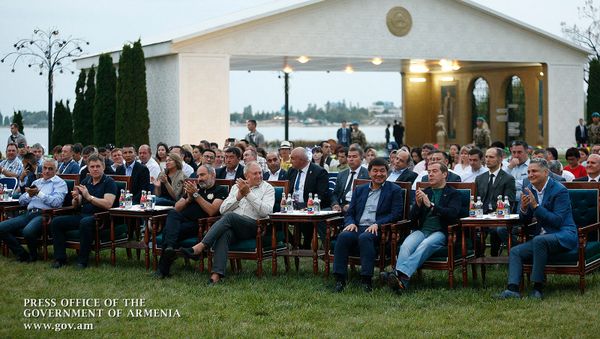 Премьер-министры стран ЕАЭС посетили международный музыкальный фесиваль TENGRI Musik 2019 (9 августа 2019). Чолпон-Ата - Sputnik Արմենիա