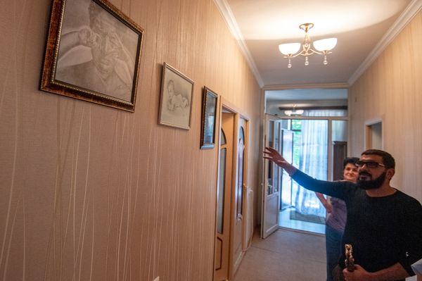 Гробы, ножи да дизайн: как у Валерии и Киркорова оказалась обувь от армянского мастера - Sputnik Армения