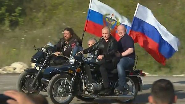 Путин на Урале приехал на байк-шоу - Sputnik Армения