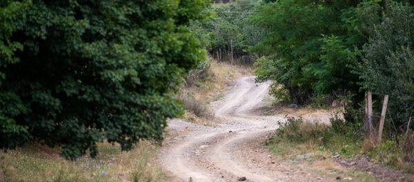 Дорога к азербайджанскому кладбищу в Гегаркунике Дорога к азербайджанскому кладбищу в Гегаркунике - Sputnik Армения