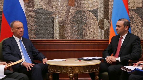Встреча секретарей Совета безопасности Армении и России Армена Григоряна и Николая Патрушева (13 августа 2019). Еревaн - Sputnik Армения