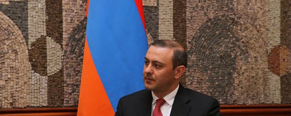 Секретарь Совета безопасности Армении Армен Григорян на встрече с секретарем совбеза России Николаем Патрушевым (13 августа 2019). Еревaн - Sputnik Армения
