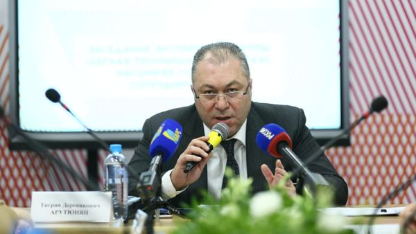 Заместитель директора Департамента промышленной политики ЕЭК Тигран Арутюнян - Sputnik Армения