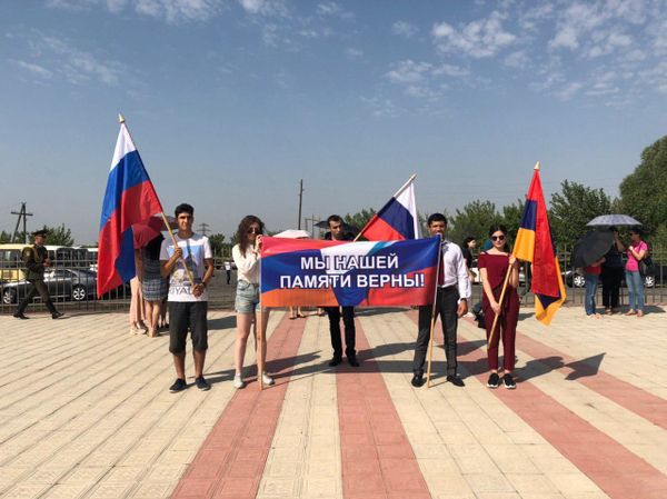 Ошаканская битва стала символом нерушимого братства Армении и России – дипломат Ошаканская битва стала символом нерушимого братства Армении и России – дипломат - Sputnik Армения