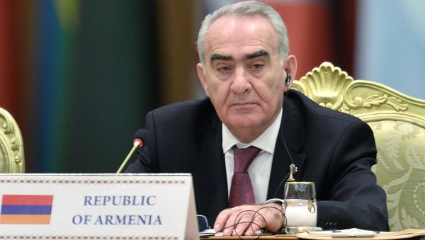 Председатель Национального собрания Армении Галуст Саакян Председатель Национального собрания Армении Галуст Саакян - Sputnik Армения
