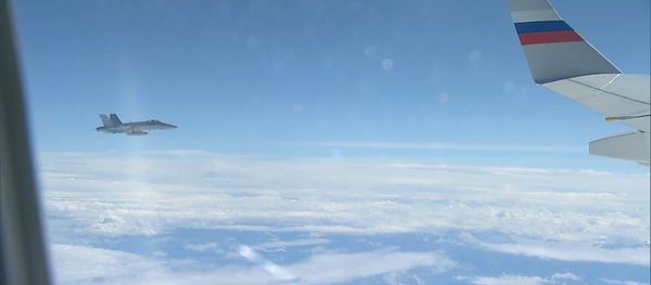 Акт гостеприимства в небе над Женевой Акт гостеприимства в небе над Женевой - Sputnik Армения