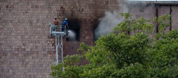 Пожар на холодильном комбинате Дзюник сарнаран - Sputnik Արմենիա