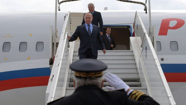 Рабочий визит президента РФ В. Путина во Францию - Sputnik Армения