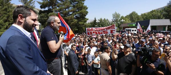 Премьер-министр Армении Никол Пашинян в Джермуке (23.08.2019) Премьер-министр Армении Никол Пашинян в Джермуке (23.08.2019) - Sputnik Армения