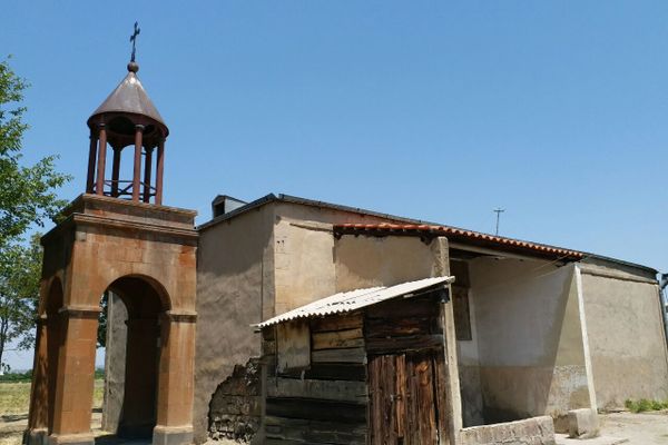 Икона в церкви мат Мариам (Пресвятой Богоматери) в ассирийском селе Димитров, Армения - Sputnik Армения