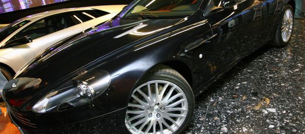 Aston Martin DBS Aston Martin DBS - Sputnik Армения