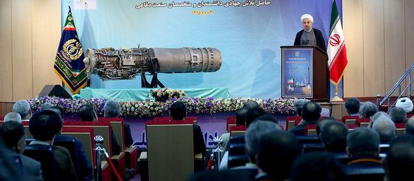 Президент Ирана Хасан Роухани во время презентации ЗРК иранского производства Бавар-373 (22 августа 2019). Иран Президент Ирана Хасан Роухани во время презентации ЗРК иранского производства Бавар-373 (22 августа 2019). Иран - Sputnik Արմենիա