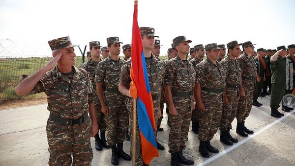 Торжественная церемония открытия совместного учения войск ПВО вооруженных сил государств – участников Объединенной системы ПВО СНГ «Боевое Содружество-2019» (2 сентября 2019). Полигон «Ашулук», Астраханская область - Sputnik Армения