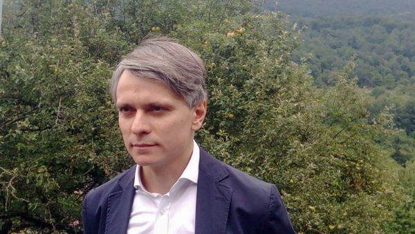 Постоянный представитель UNDP в Армении Дмитрий Марьясин на открытии центра научно-приключенческого туризма в Калаване (5 сентября 2019). Гегаркуник - Sputnik Армения