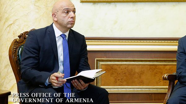 Ген.директора компании “Lydian Armenia” Айк Алоян на встрече с премьер-министром Армении (6 сентября 2019). Еревaн - Sputnik Армения