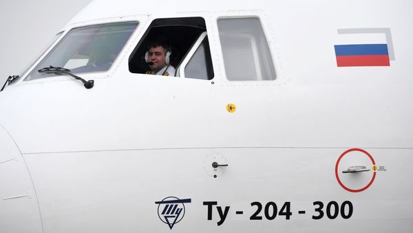 Самолет Ту-204-300 Самолет Ту-204-300 - Sputnik Արմենիա