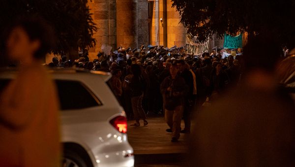 Акция протеста против эксплуатации Амулсара перед Домом правительства (11 сентября 2019). Еревaн - Sputnik Արմենիա