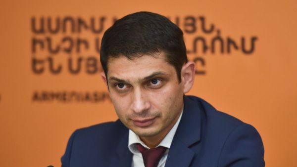 Замминистра высокотехнологичной промышленности Армении Гегам Варданян на пресс-конференция по итогам полуфинала Международного конкурса инновационных проектов Евразийские цифровые платформы (13 сентября 2019). Еревaн - Sputnik Армения
