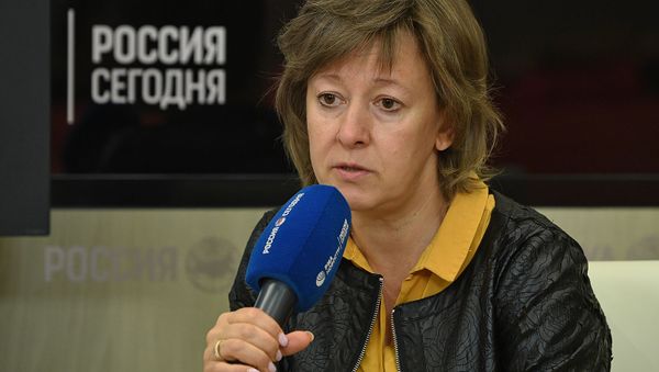 Министр торговли ЕЭК Вероника Никишина во время видеомоста Москвa - Еревaн - Бишкек - Нур-Султан (16 сентября 2019). Москвa - Sputnik Армения