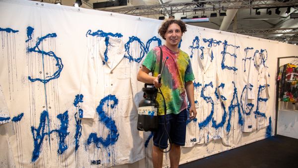 Тигран Аветисян на выставке мужской моды Pitti Immagine Uomo 96 Тигран Аветисян на выставке мужской моды Pitti Immagine Uomo 96 - Sputnik Армения