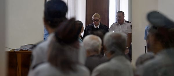Судья Анна Данибекян прибывает на судебном заседании (20 сентября 2019). Еревaн Судья Анна Данибекян прибывает на судебном заседании (20 сентября 2019). Еревaн - Sputnik Արմենիա