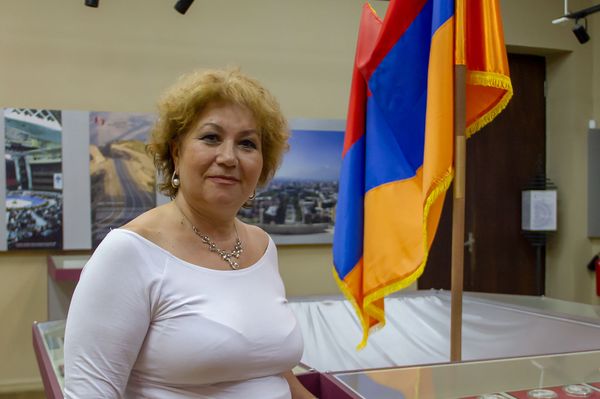 От трубы до первого паспорта: как Армения обретала независимость — истории из музея - Sputnik Армения