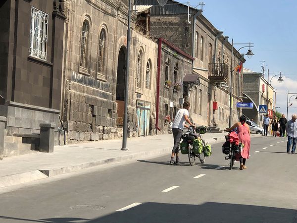 День независимости в Гюмри: что происходит в городе искусств и ремесел прямо сейчас - Sputnik Армения