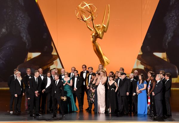Актеры и съемочная группа сериала Игра Престолов с наградой за Лучший драматический сериал на 71st Emmy Awards в Лос-Анджелесе - Sputnik Армения