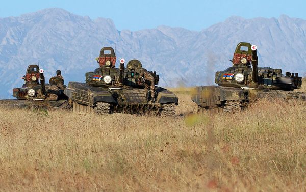 Զորավարժություններ Արցախում - Sputnik Արմենիա