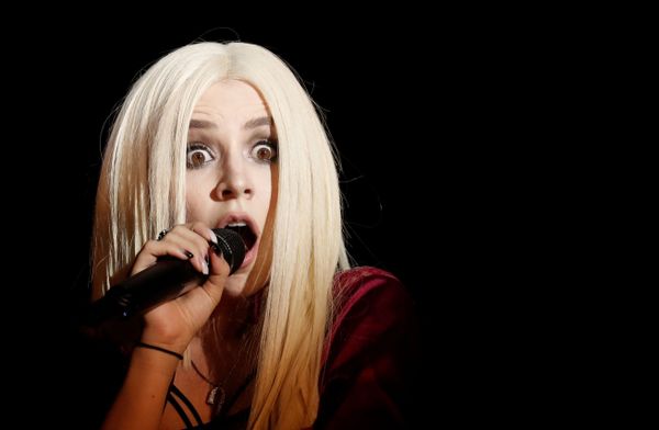 Певица Ava Max на шоу Etam в рамках Недели моды в Париже - Sputnik Армения