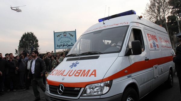 Карета скорой помощи в пригороде столицы Ирана (6 декабря 2005). Тегеран - Sputnik Արմենիա