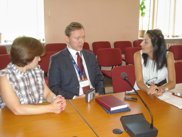 «Մեծ պատիվ է այցելել հինավուրց մշակույթ ունեցող երկիր». Ալեքսեյ Գրոմիկոն Հայաստանում է «Մեծ պատիվ է այցելել հինավուրց մշակույթ ունեցող երկիր». Ալեքսեյ Գրոմիկոն Հայաստանում է - Sputnik Արմենիա