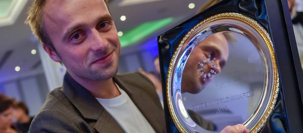 VR-проекту РИА Новости вручена премия IPRA Golden World Awards VR-проекту РИА Новости вручена премия IPRA Golden World Awards - Sputnik Армения