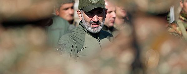 Премьер-министр Никол Пашинян посетил военные учения (28 сентября 2019). Армения - Sputnik Армения