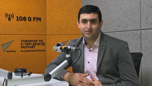 Артем Тоноян - Sputnik Արմենիա