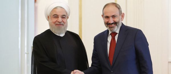 Премьер-министр Никол Пашинян встретился с Президентом Исламской Республики Иран Хасаном Роухани  (1 октября 2019) Еревaн - Sputnik Արմենիա