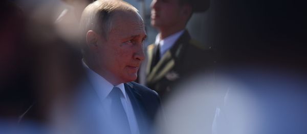 Президента России Владимир Путин в аэропорту Звартноц (1 октября 2019). Еревaн - Sputnik Армения