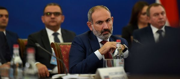Премьер-министр Армении Никол Пашинян во время расширенного заседания Высшего Евразийского Экономического Совета (1 октября 2019). Еревaн - Sputnik Армения