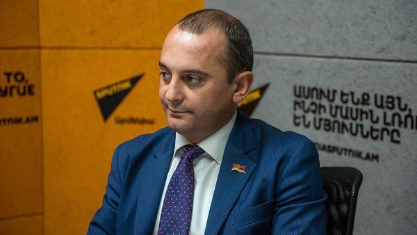 «Թովմասյանի լիազորությունները դադարեցնելու մասին փաստաթուղթը հիմնավորված է». Ենգիբարյան - Sputnik Արմենիա