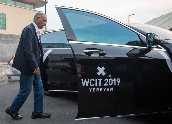 Визит спикера WCIT 2019 Нараяны Мурти в Ереван (5 октября 2019). Звартноц - Sputnik Армения